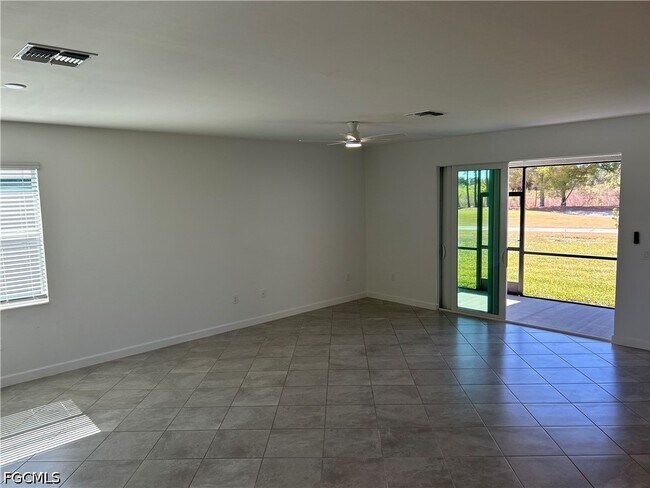 Building Photo - 20483 Copperhead Dr