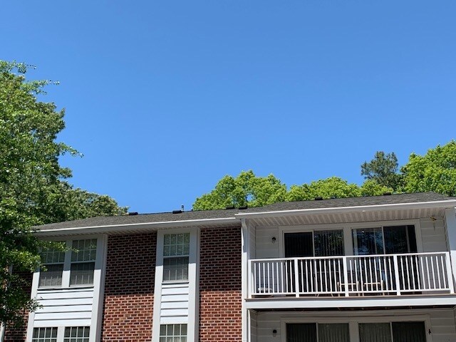 Foto del edificio - 7608 Roscommon Ct