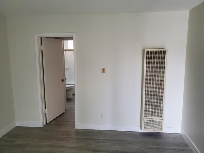 Foto del edificio - 2346 W 18th St