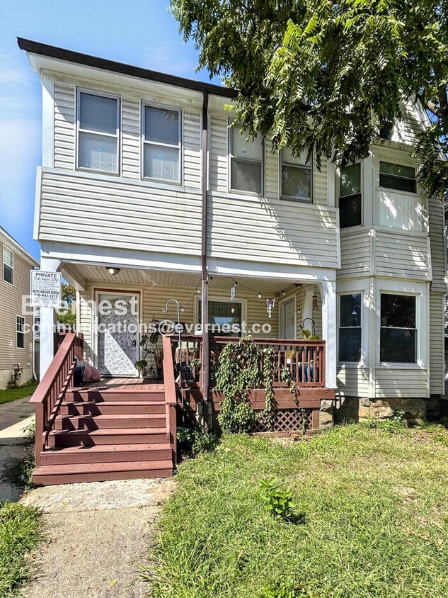 Primary Photo - 1334 W 89th St