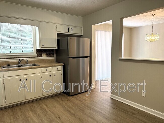 Foto del edificio - 5798 Hilton Ridge Rd