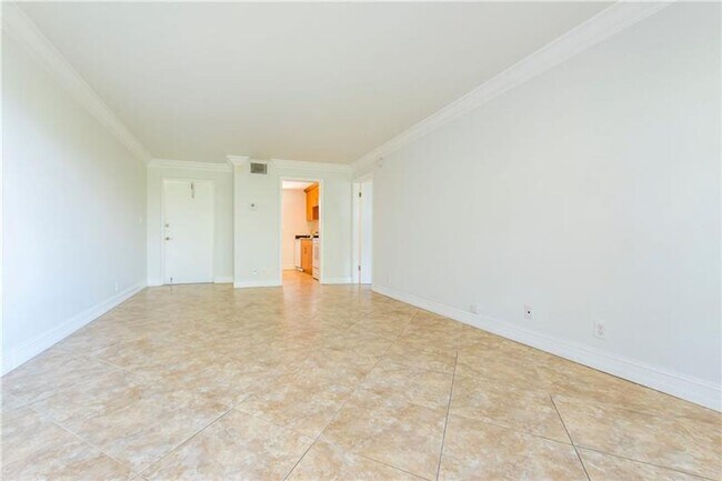 Foto del edificio - 1 bed 1 bath close to FLL Beach
