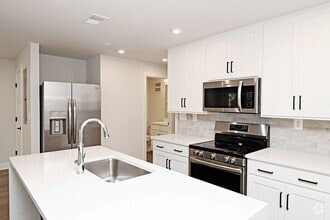 Building Photo - 2405 Anlee Rd