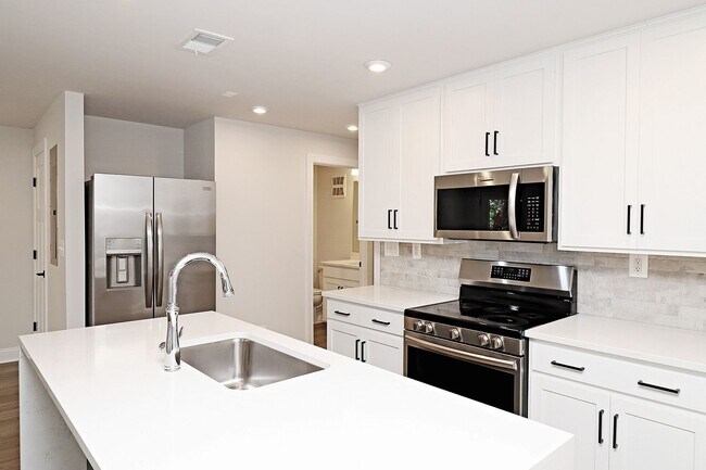 Building Photo - Pet-Friendly New Construction in Crozet's Glenbrook Community