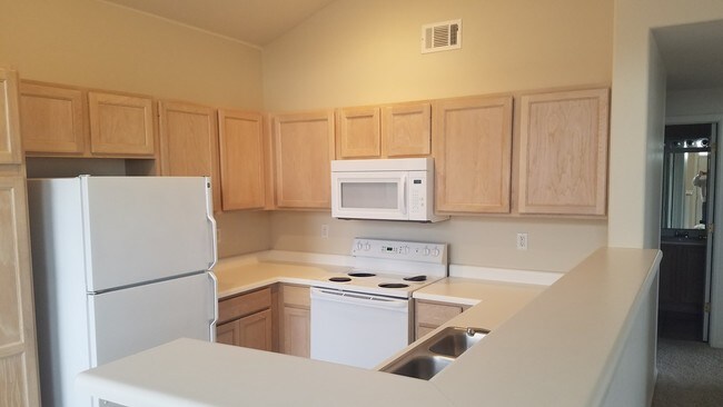 Beautiful Fresh and Functional Kitchen - 8500 E Jefferson Ave