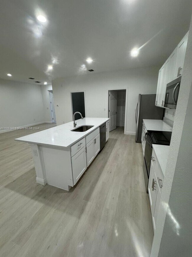 Foto del edificio - 6026 Joy Ct