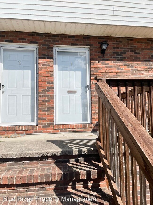 Building Photo - 3 br, 2.5 bath House - 6747 W Carters Vall...