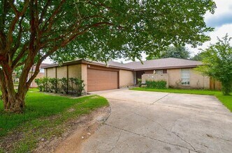 Building Photo - 13107 Northfleet Dr