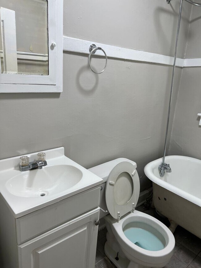 Foto del edificio - 1114 N Gale St