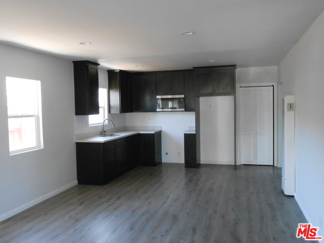 Building Photo - 4191 Denker Ave