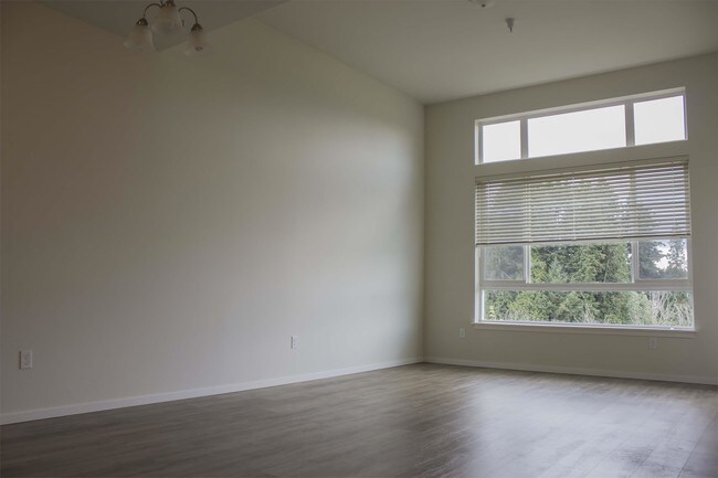 Building Photo - 2 bedroom in Everett WA 98208