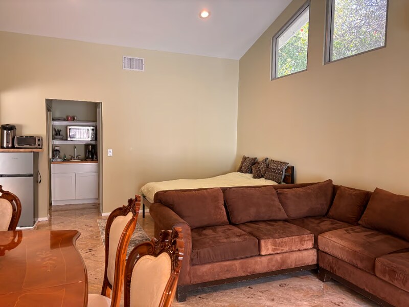 Foto principal - 2430 Bessemer St