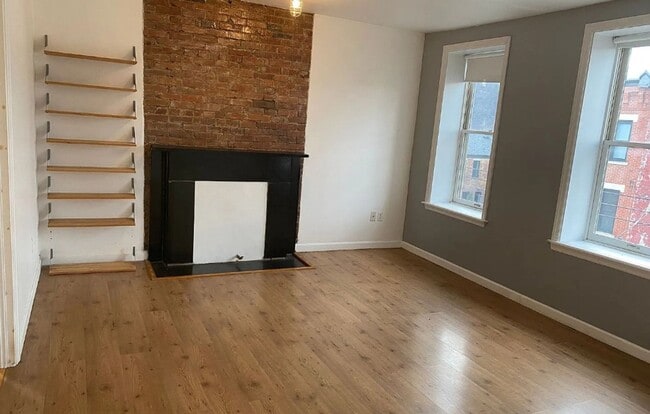 Building Photo - 5326 Butler St