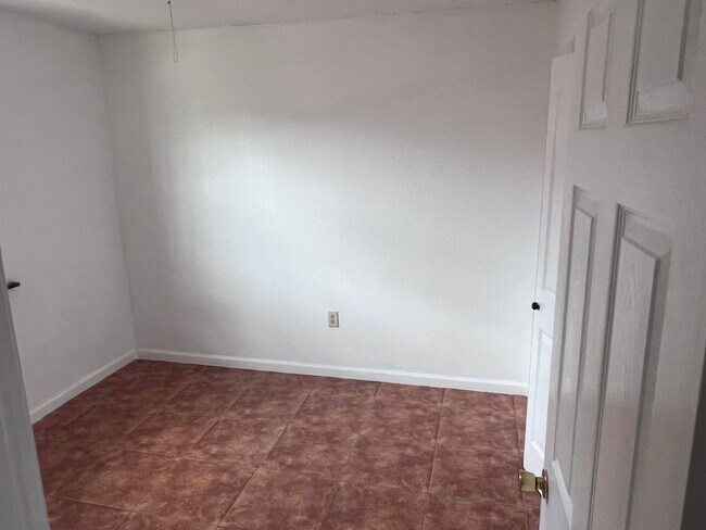 Foto del edificio - 4536 Viola St