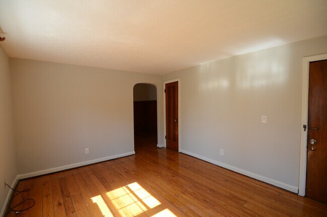 Foto del edificio - 2525 Williams Ave