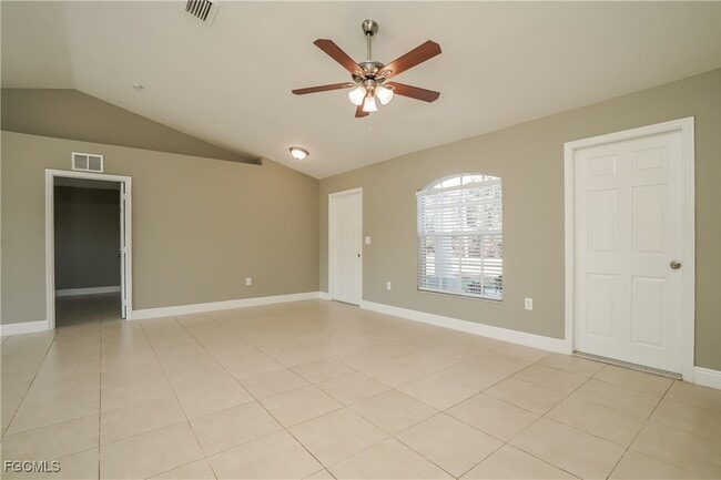 Foto del edificio - 2701 36th St SW