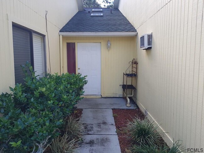 Building Photo - 76 Plainview Dr