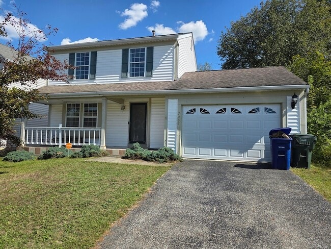 Foto del edificio - 7006 Finchley Dr