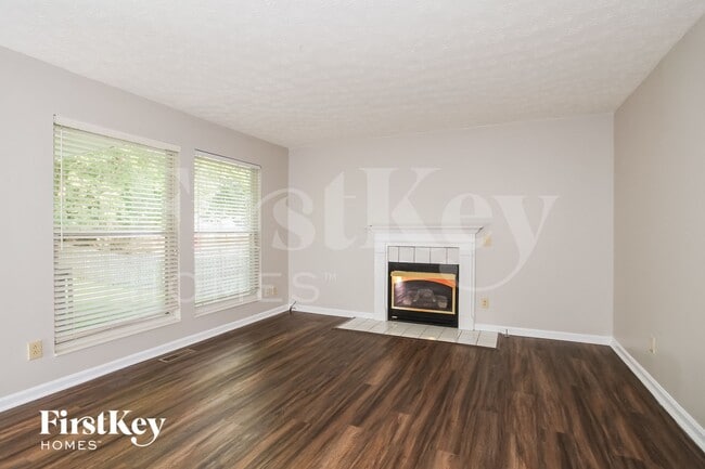 Building Photo - 1088 Heritage Trce