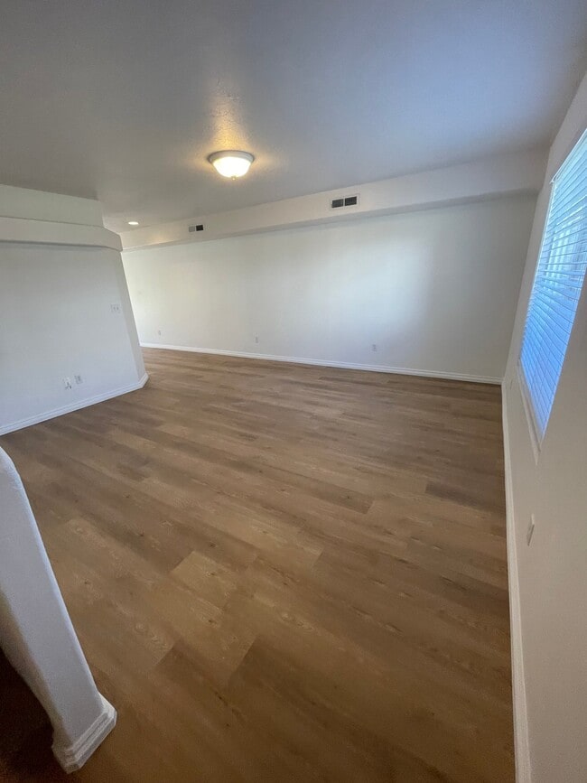 Building Photo - 1735 W 540 N