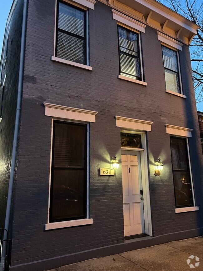 Building Photo - 631 Bakewell St