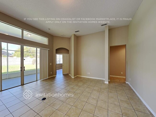 Building Photo - 6510 Lake Pembroke Pl