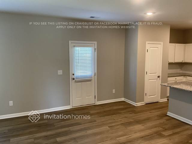 Building Photo - 1006 Starmoss Ln