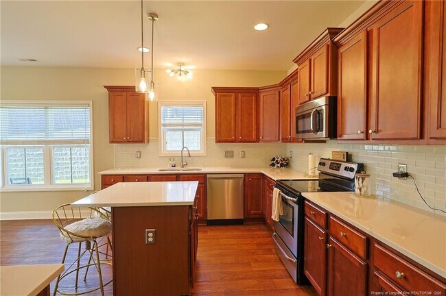 Foto del edificio - 1641 Mount Rainer Dr