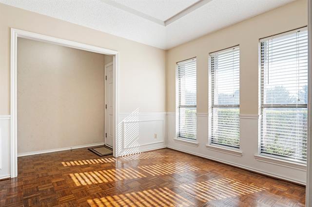 Foto del edificio - 339 Aspenway Dr