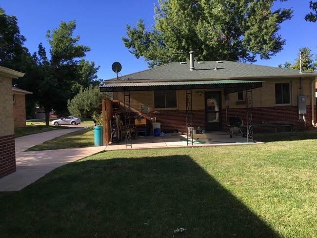 Building Photo - 4621 E Colorado Ave