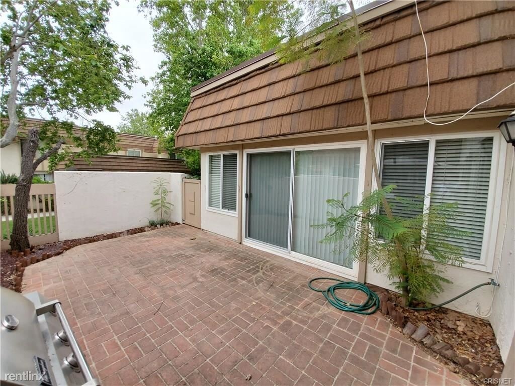 Primary Photo - 22245 James Alan Cir