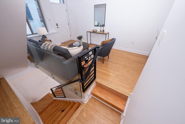 Foto del edificio - 2102 Berges St