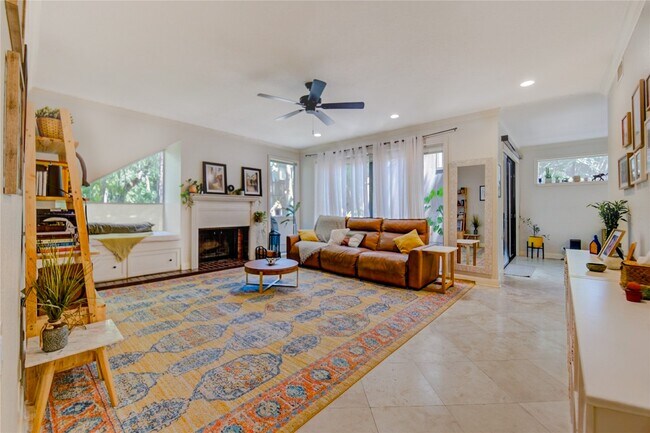 Building Photo - 239 Litchfield Ln