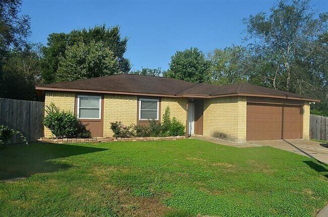 Building Photo - 309 Brookdale Dr