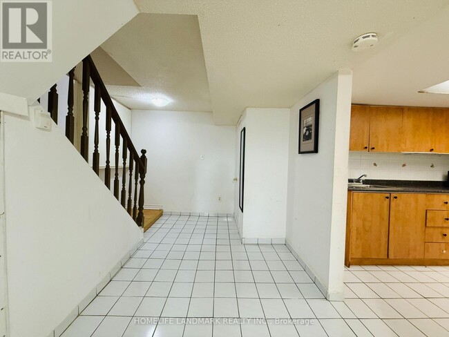 Building Photo - 3 Halder Crescent