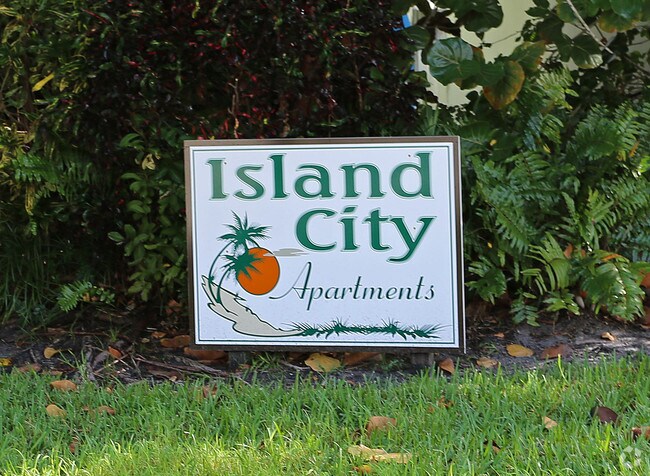 Building Photo - Island City Apartments