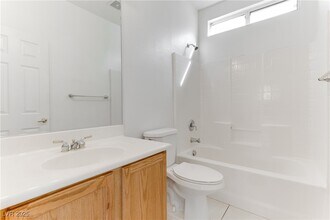 Building Photo - 523 Moses Lake Ct