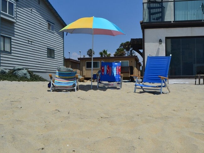 Foto del edificio - 676 Seacoast Dr