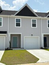 Building Photo - 2637 Virginia Mae Ln