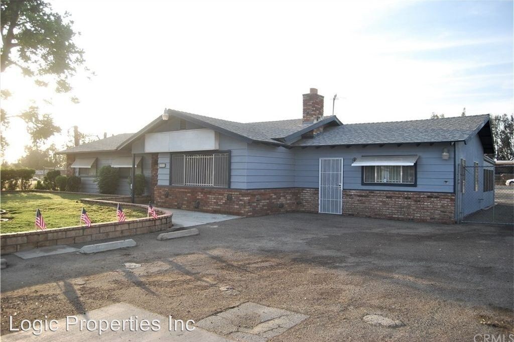 Primary Photo - 3 br, 2 bath House - 10741 Limonite Ave