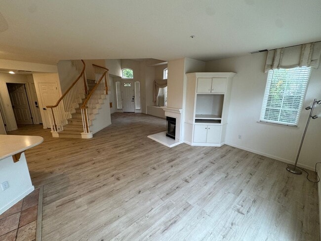 Building Photo - Quiet and Inviting Moller Ranch 3BD/2.5BA Single-Family Home!