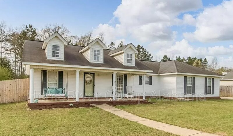 Primary Photo - 18481 Whispering Meadow Blvd