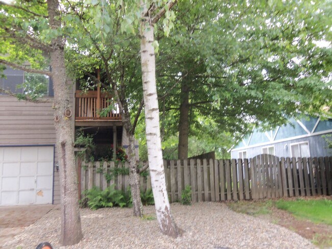 Building Photo - 145 - Division St. Duplex