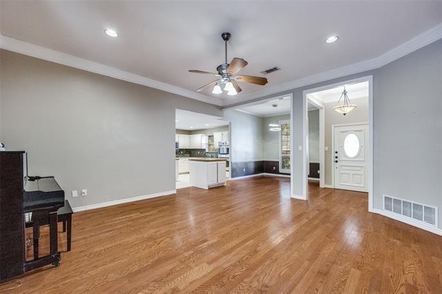 Foto del edificio - 6624 Windrock Rd