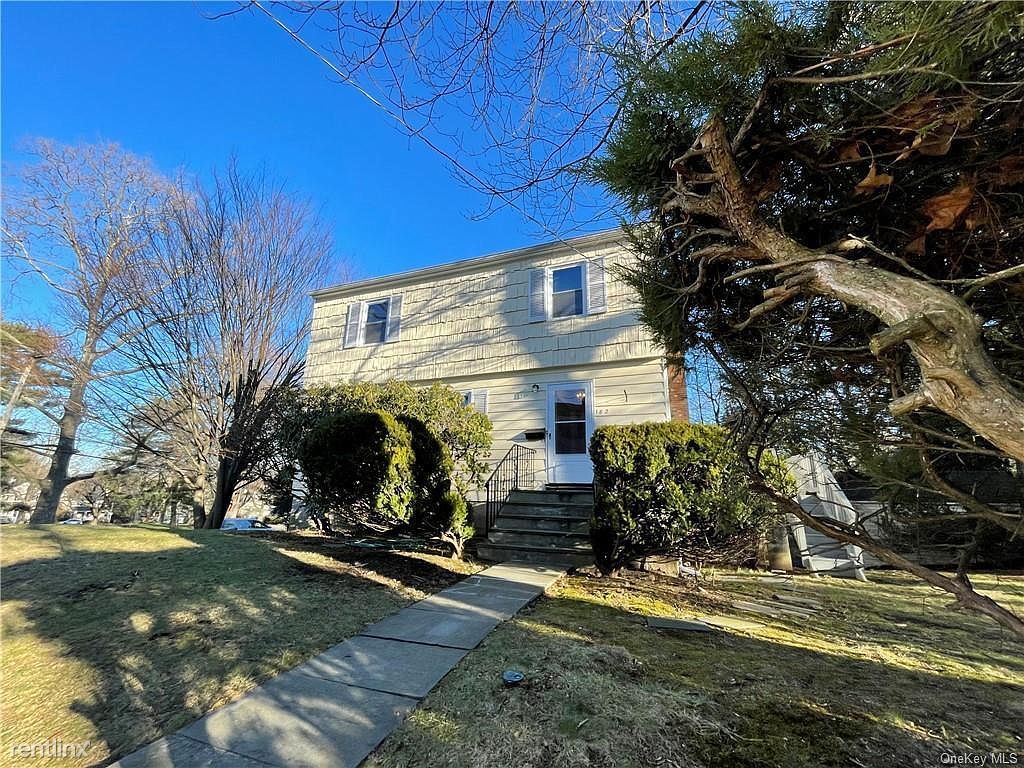 Primary Photo - 3 br, 1.5 bath House - 182 Lyons Rd