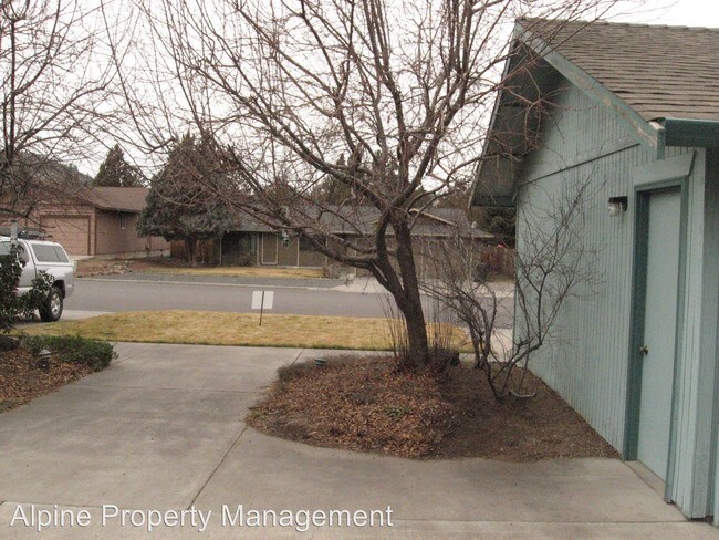 Foto del edificio - 1812 NE Wichita Way