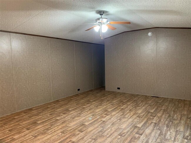 Building Photo - 1604 Sheri Ct