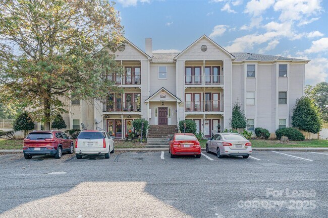 Foto del edificio - 6165 Meadow Rose Ln