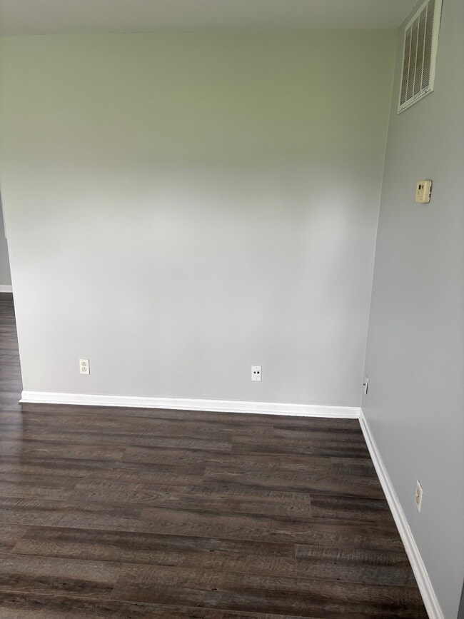 Foto del edificio - 205 Buckeye Cir