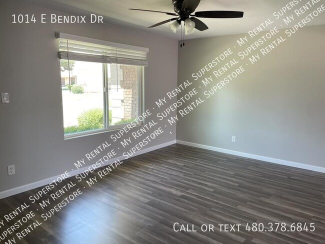 Building Photo - 1014 E Bendix Dr